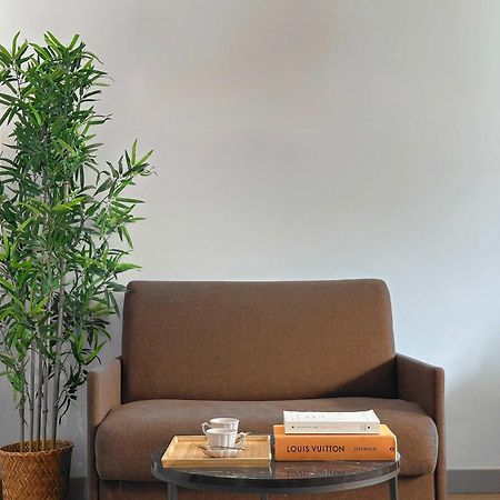 Family Apartment In Париж Экстерьер фото