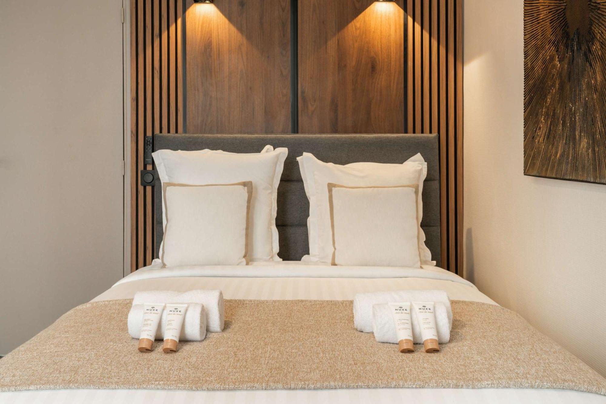 Family Apartment In Париж Экстерьер фото